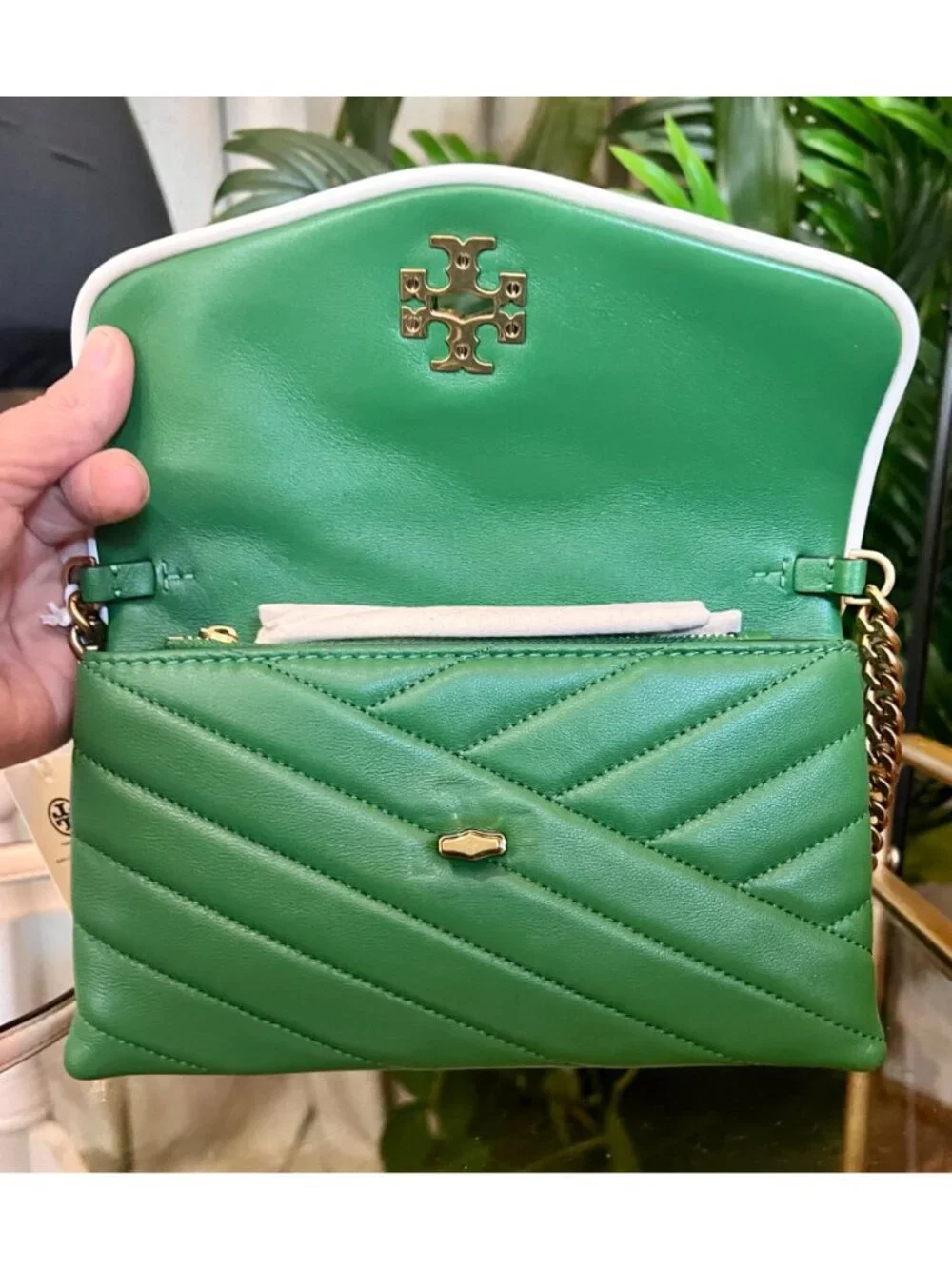 NEW!! TORY BURCH BASIL GREEN KIRA CHEVRON POP HANDBAG